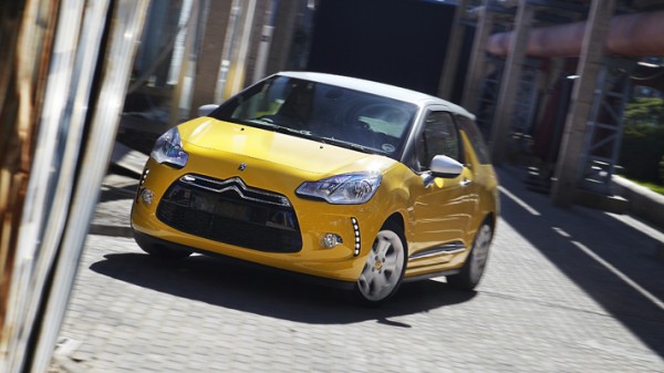 Citroen DS3 Citroen DS3 se vyznačuje nadčasovým designem