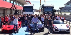 Jeremy i James “řádili”na svých Facebookových profilech