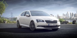 Nejvýhodnější financování nového vozidla – operativní leasing nebo úvěr?